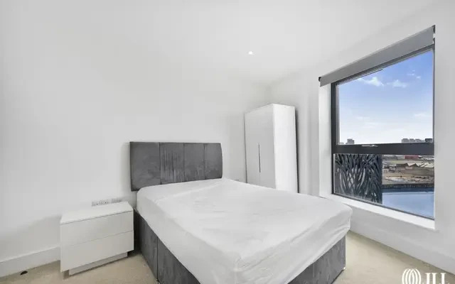 139 Leven Road City View Point E14 3