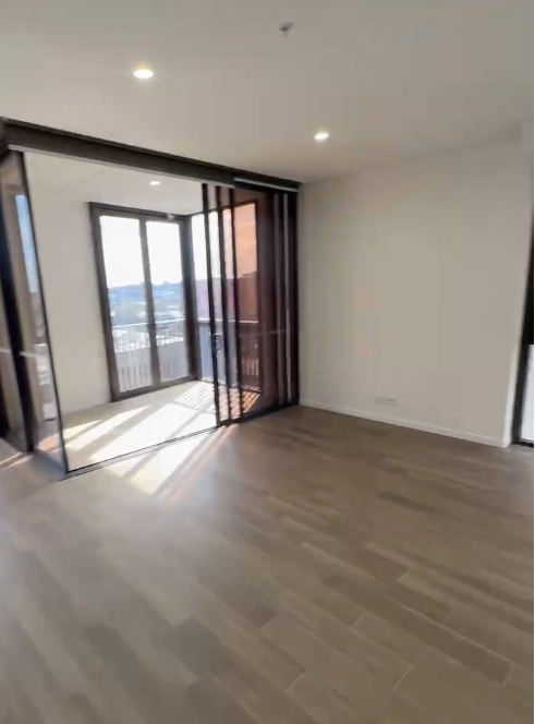 16 Hinchcliffe Pl