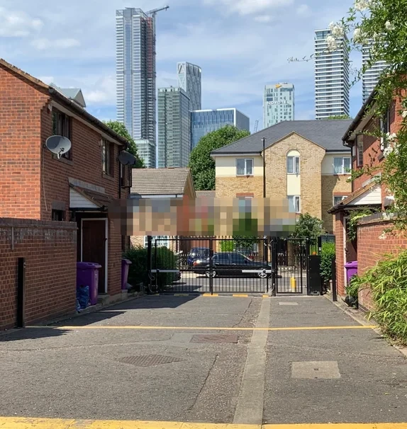 UM-YOHO Canary Wharf