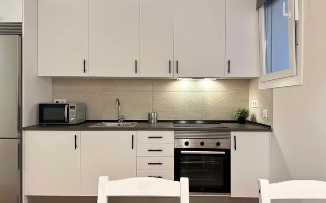 Calle de Sahagun, 14 (ONLY STUDENTS) 1