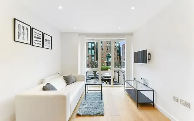 Waterford Court, 7 Turnberry Quay, London, E14 9GH 0