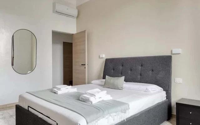 Charming flat w/ easy city centre access 3