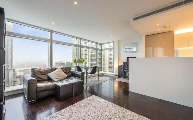 1 Pan Peninsula Square B 3