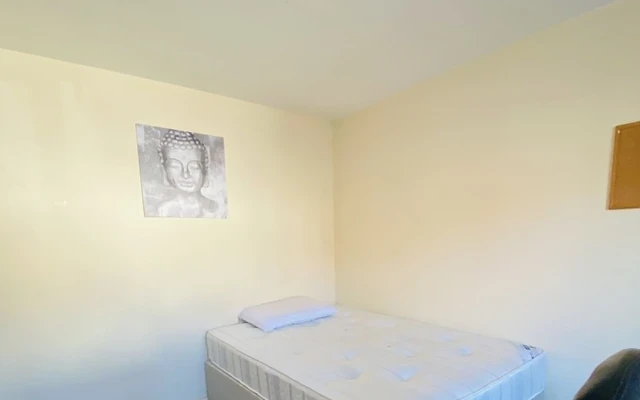 12 Harcourt Terrace, OX3 7QF 3