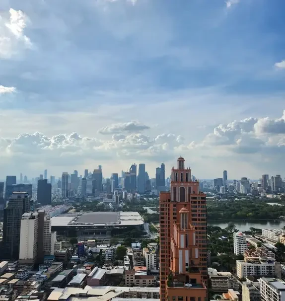 Park Origin Phrom Phong