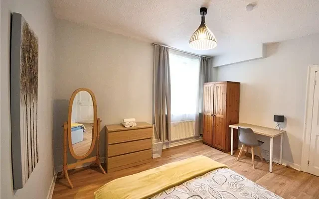 133 Lower Glanmire Road 3