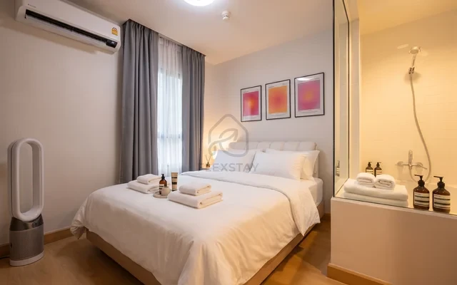 Ideo Sathorn-Taksin - Bangkok student accommodation - 1 Bedroom / 1 Bathroom with Bathtub