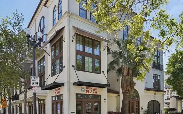 Fountain Plaza 1