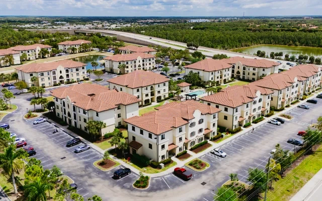 The Reef Student Living 0