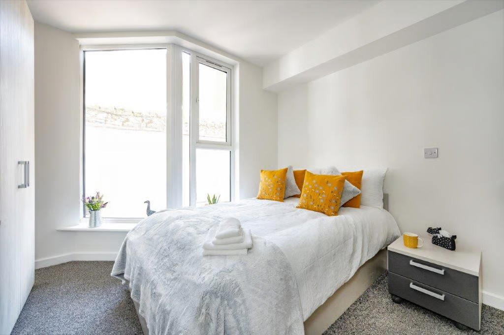 uhomes.com | Student Accommodation, Housing, Flats, Apartments for Rent