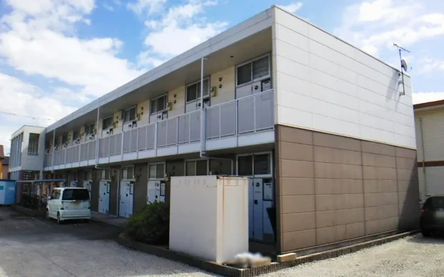 レオパレスロイヤル 0