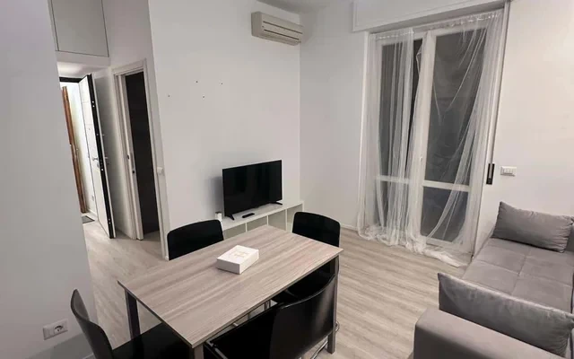 Apartment in Via Giovanni Battista Sammartini, Milano for 45 m² with 1 bedrooms 1