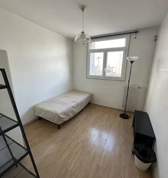 Ivry-sur-Seine 94e·12m²·F1·Studio·With furniture