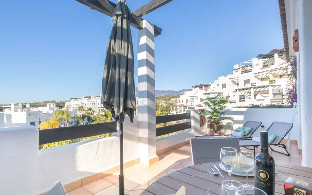 Sunset Sweet Holidays 0