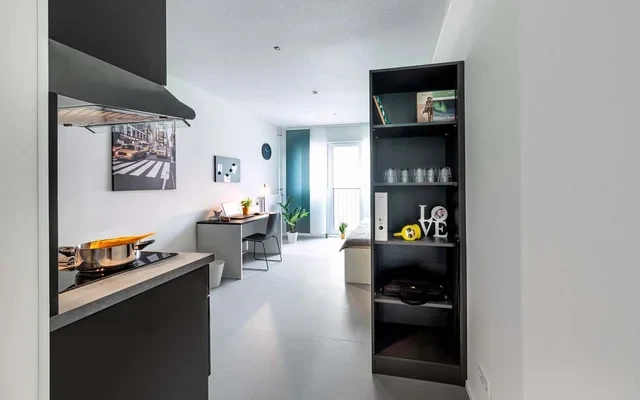 Studio E 1