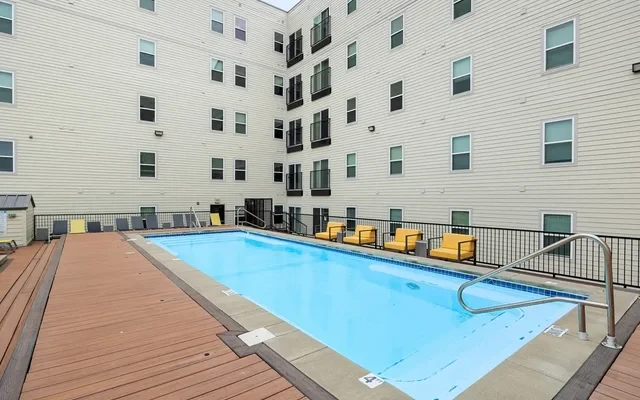 Grant Street Station - West Lafayette student accommodation - Swimming pool