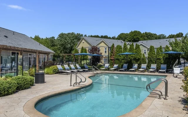 River Birch at Watertown - Watertown student accommodation - Swimming pool