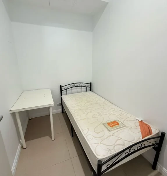 7 Rosebery Avenue