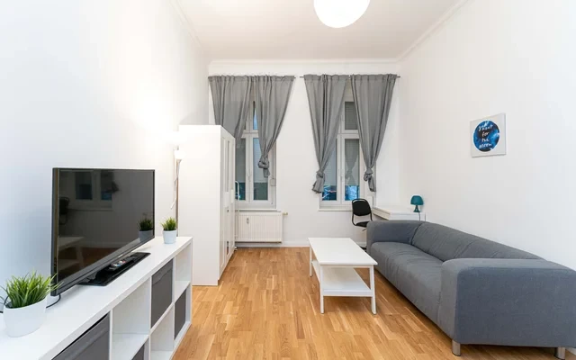 Studio Apartment 2