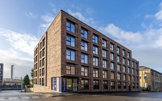 Fr Glasgow West End 2