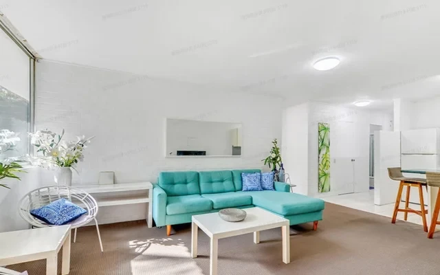 124 SIR FRED SCHONELL DRIVE 2