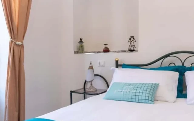 Ai piedi della collina 1