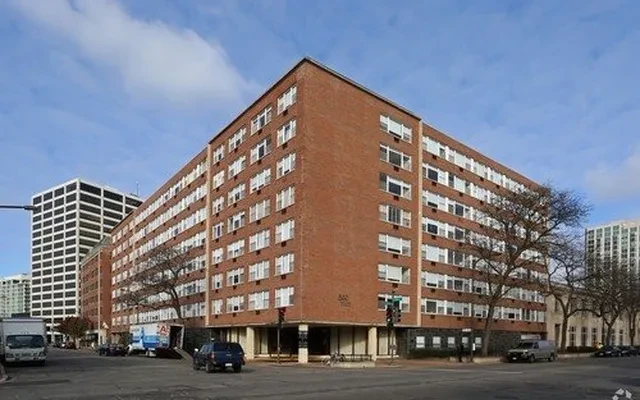 1500 Chicago Ave - Evanston student accommodation