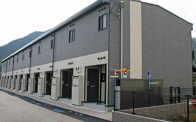 レオパレストゥエンティツゥ 0