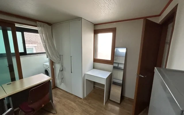 Sinchon No.1 Apartment 0