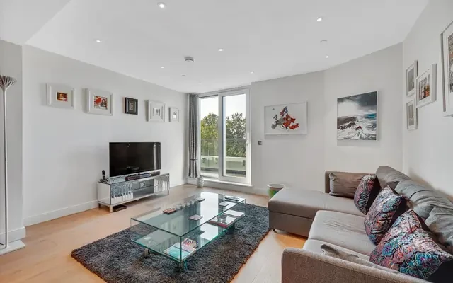 Altissima House, Queenstown Road, Battersea, London, SW11 8BY 1