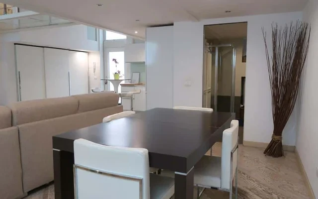 Apartment in Via Pietro Pomponazzi, Milano for 75 m² with 2 bedrooms 2