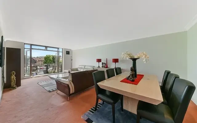 Merganser Court, Star Place, London, Wapping, E1W 1AQ 3