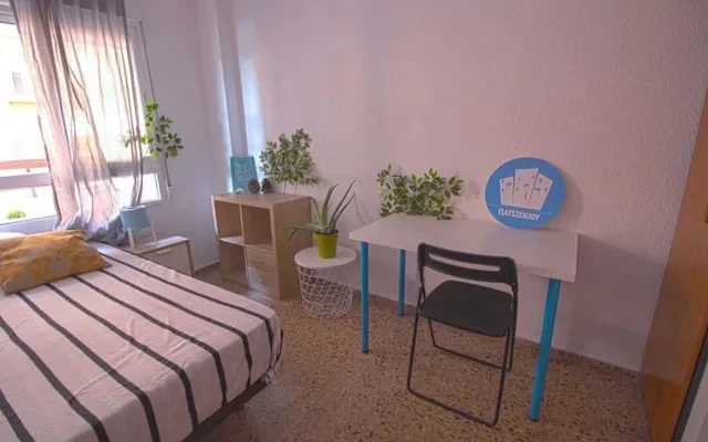 Piso de 4 habitaciones en Camins Al Grau 0