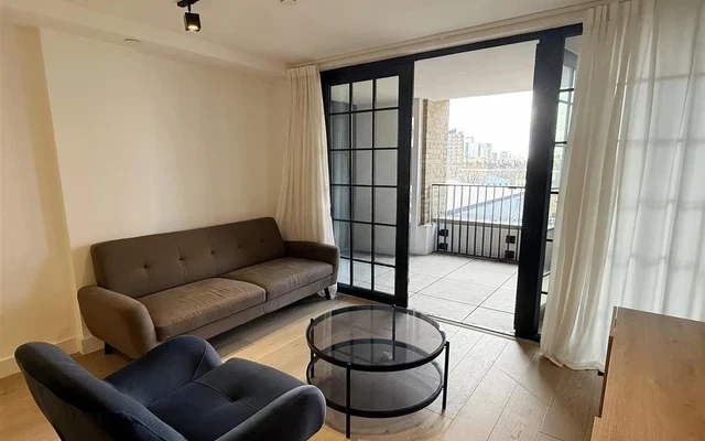 LH-London Square Bermondsey 2