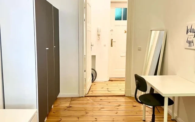 Moebliertes 2-Zimmer Apartment am Schloss Charlottenburg 2