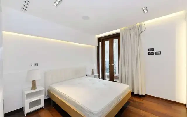 Atrium Apartments 4