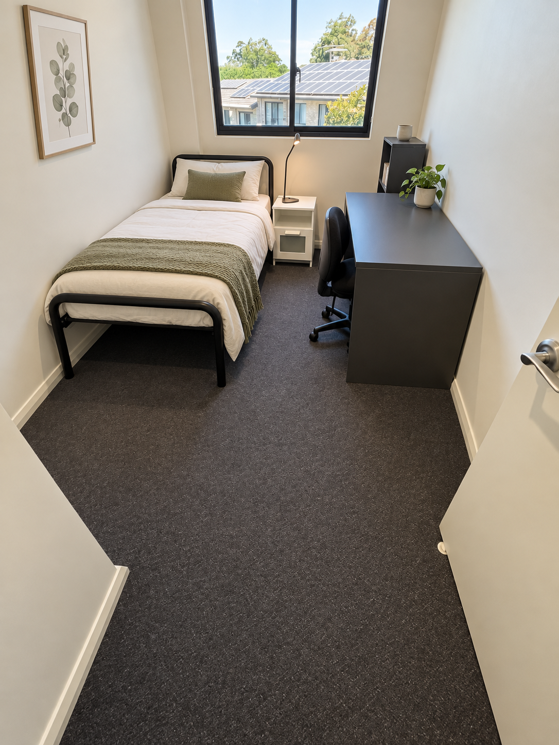 Single bedroom in a shared apartment