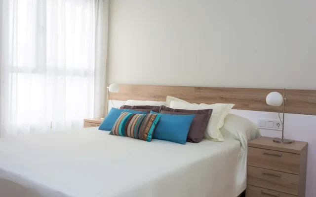 Apartamento de dos habitaciones Peris y Valero 2