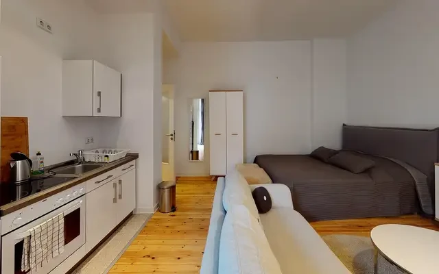 studio in Mitte 3