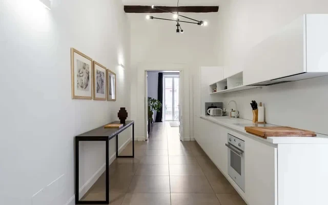 Apartment in Vico Lungo Teatro Nuovo, Napoli for 105 m² with 2 bedrooms 3