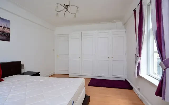 Chesterfield Gardens, Mayfair, W1J 3