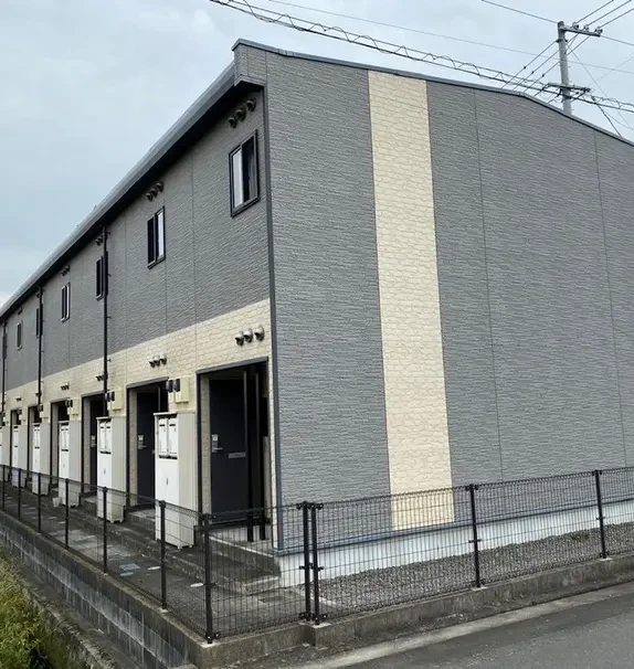 レオパレスアグレア