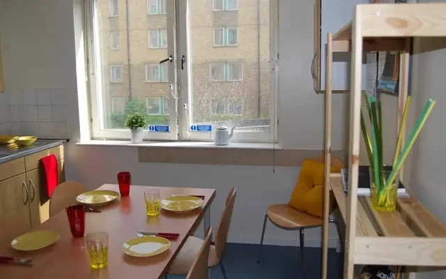 Dinwiddy House 4