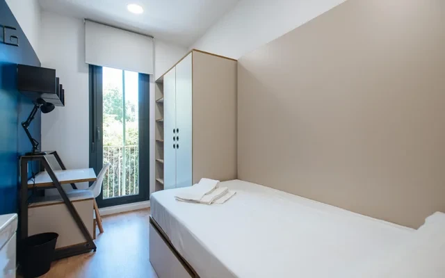 HABITACIONES  EN Avenida de la Palmera 0