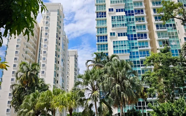 Goldenhill Park Condominium 2