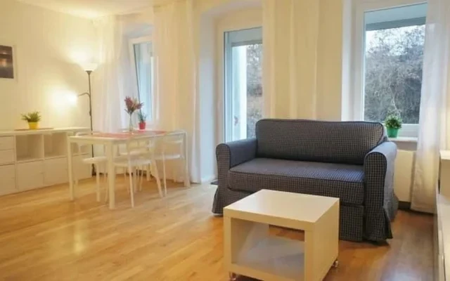 Greta: Apartment mit Gartenzugang in Friedrichshain 2