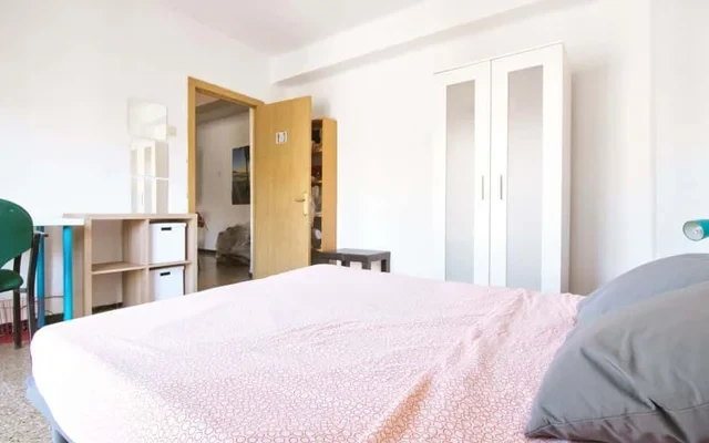 Piso de 4 habitaciones en Algiros 0