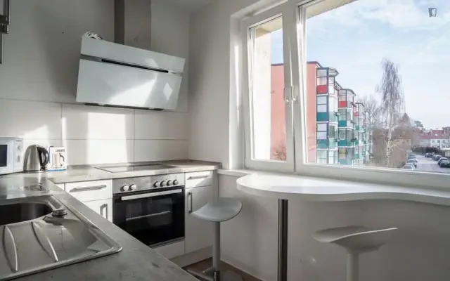 Lovely single bedroom in 4-bedroom apartment - ベルリンの学生向け宿泊施設 - Single bedroom