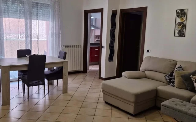 Trilocale - Via Pertini Trecate 1