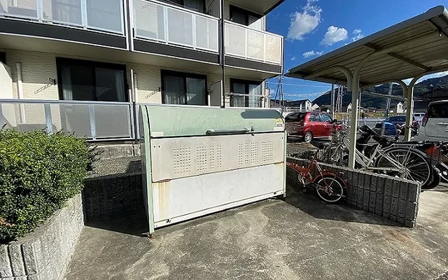 レオパレス青空 4